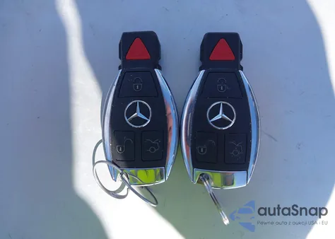 2016 Mercedes-Benz C 300 4Matic/Luxury 4Matic/Sport 4Matic из США, поврежденный, VIN 55SWF4KBXGU099029